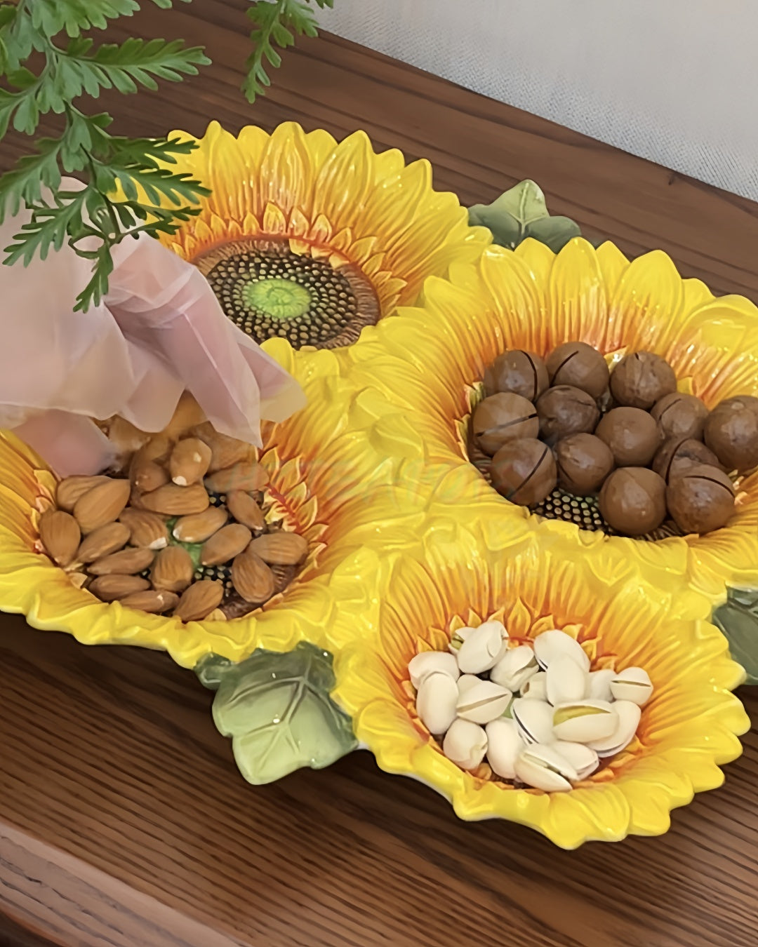 Sunflower Four-grid Fruit Plate | HZTEAPOTS®